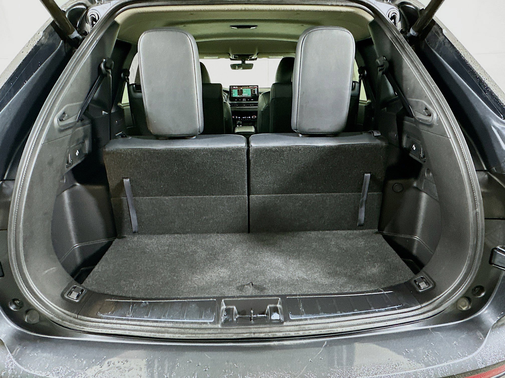 Used 2025 Mitsubishi Outlander SE image 29