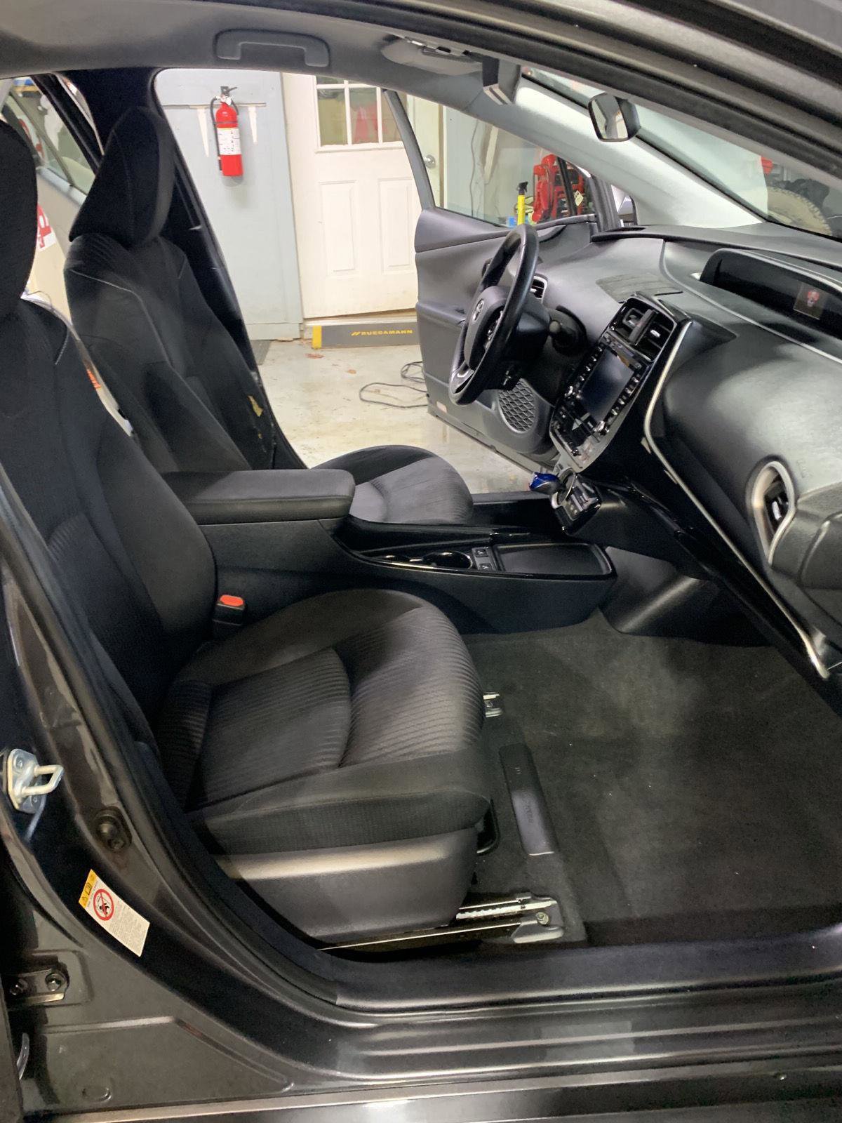 Used 2020 Toyota Prius Prime LE image 20