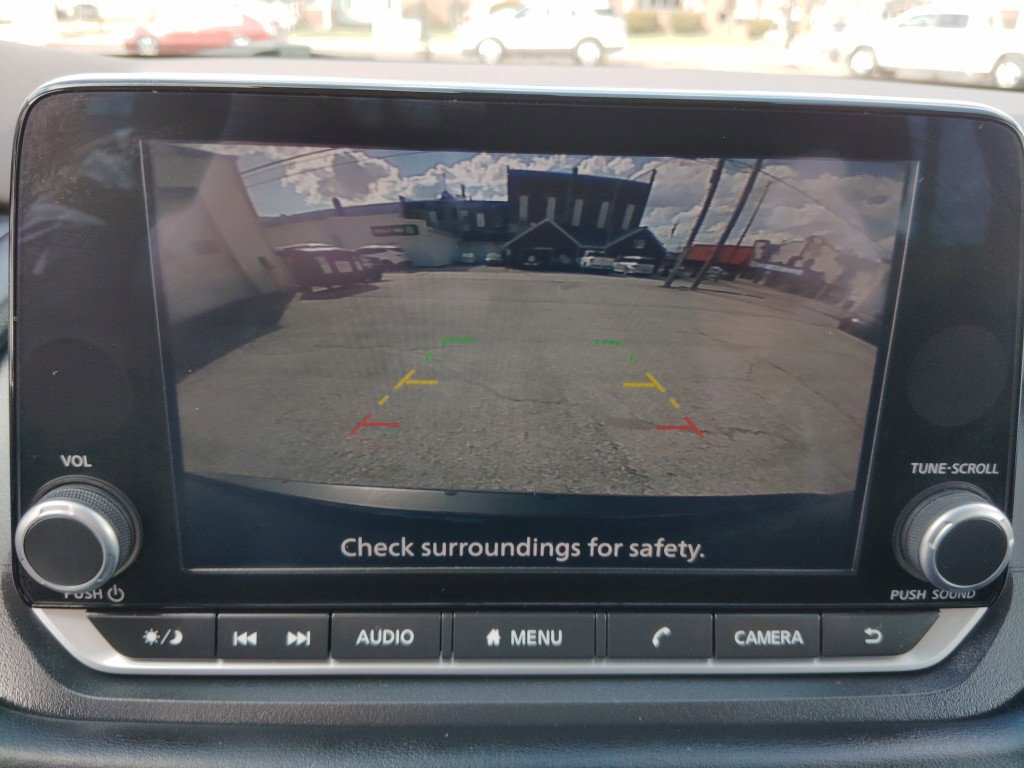 Used 2023 Nissan Rogue S image 20