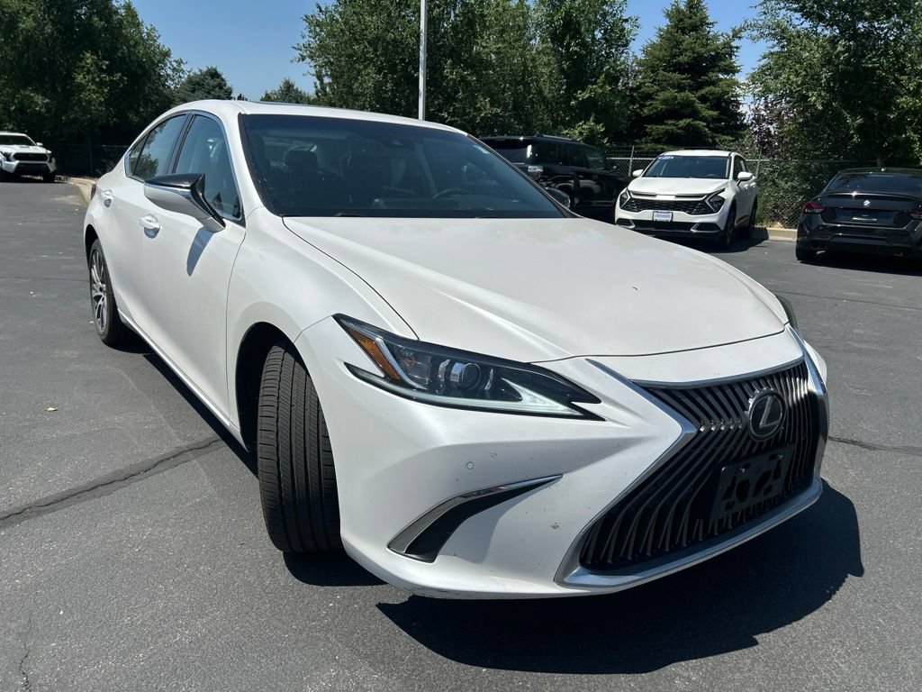 Used 2021 Lexus ES 250 w/ Premium Package AWD/4WD image 2
