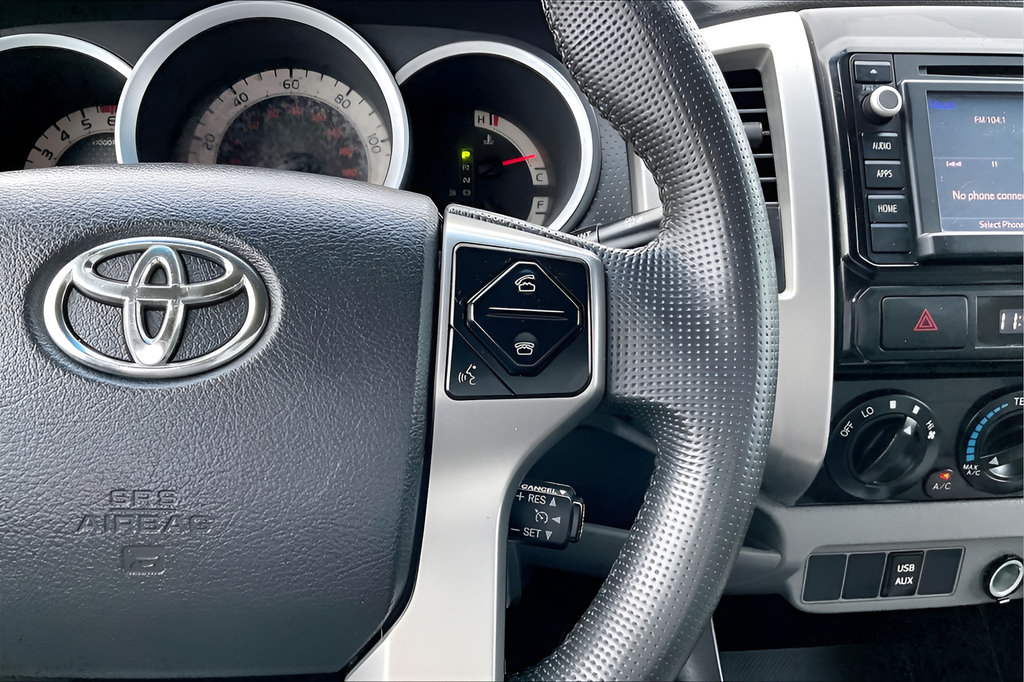 Used 2014 Toyota Tacoma PreRunner w/ SR5 Package RWD image 11