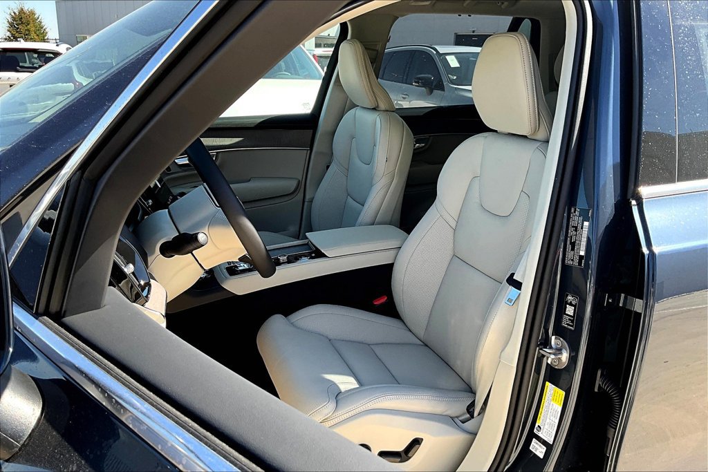 New 2026 Volvo XC90 B6 Ultra w/ Protection Package AWD/4WD image 20
