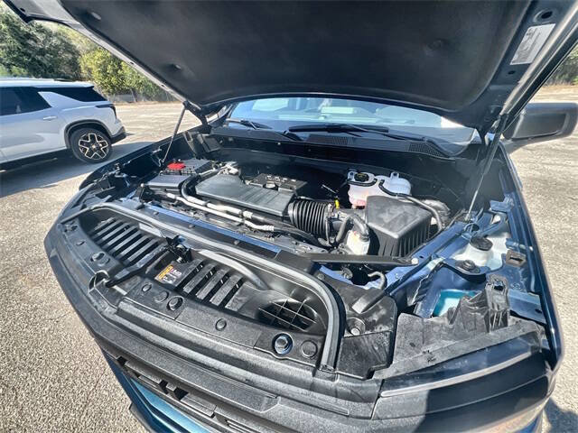 Used 2024 Chevrolet Silverado 1500 Custom image 28