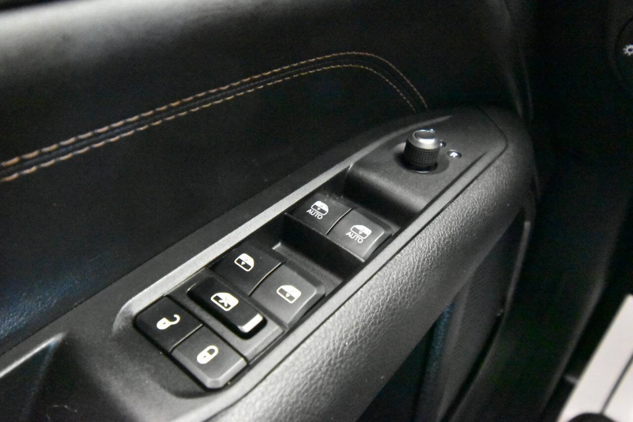 Used 2022 Jeep Compass Limited image 29