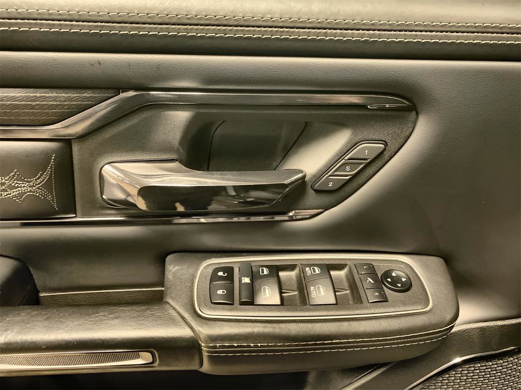 Used 2022 RAM 1500 Limited w/ Bed Utility Group image 7