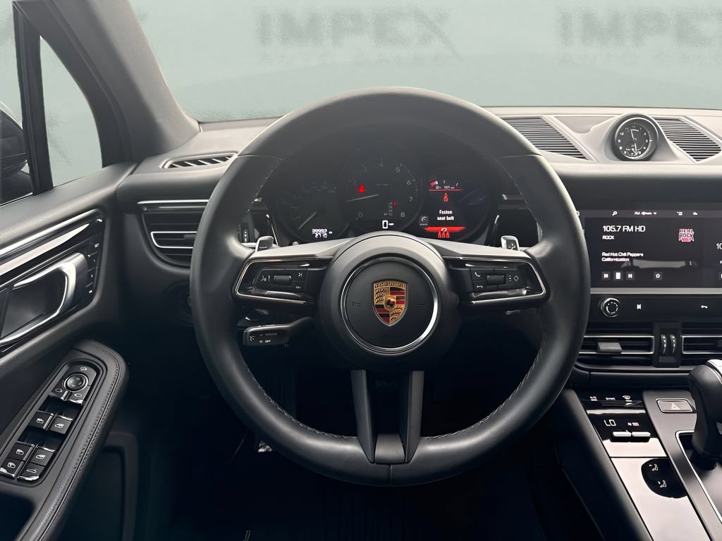 Used 2022 Porsche Macan AWD/4WD image 17