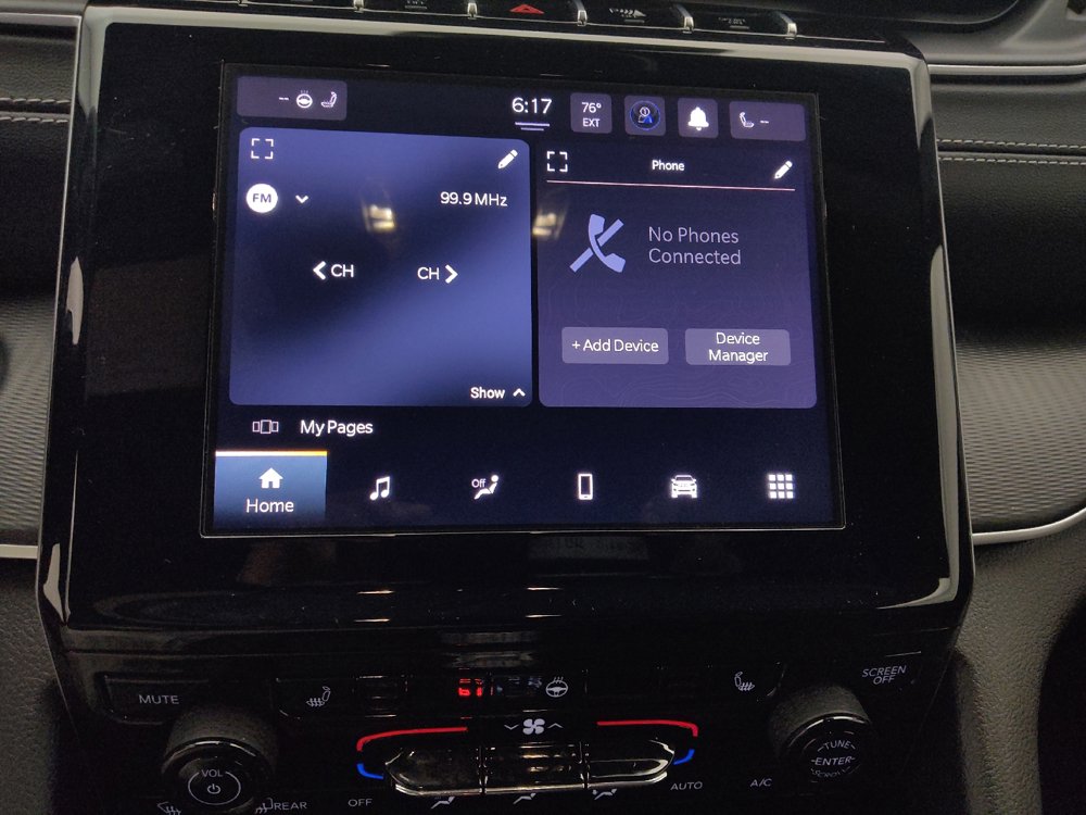 Used 2023 Jeep Grand Cherokee Altitude AWD/4WD image 25