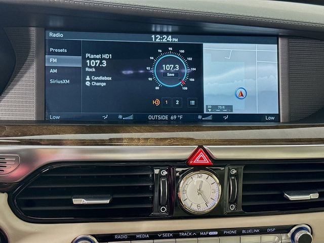 Used 2017 Genesis G90 3.3T Premium image 18