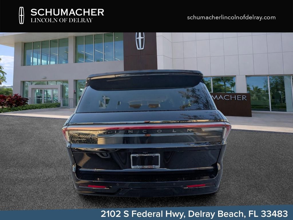 New 2026 Lincoln Navigator L Premier AWD/4WD image 6