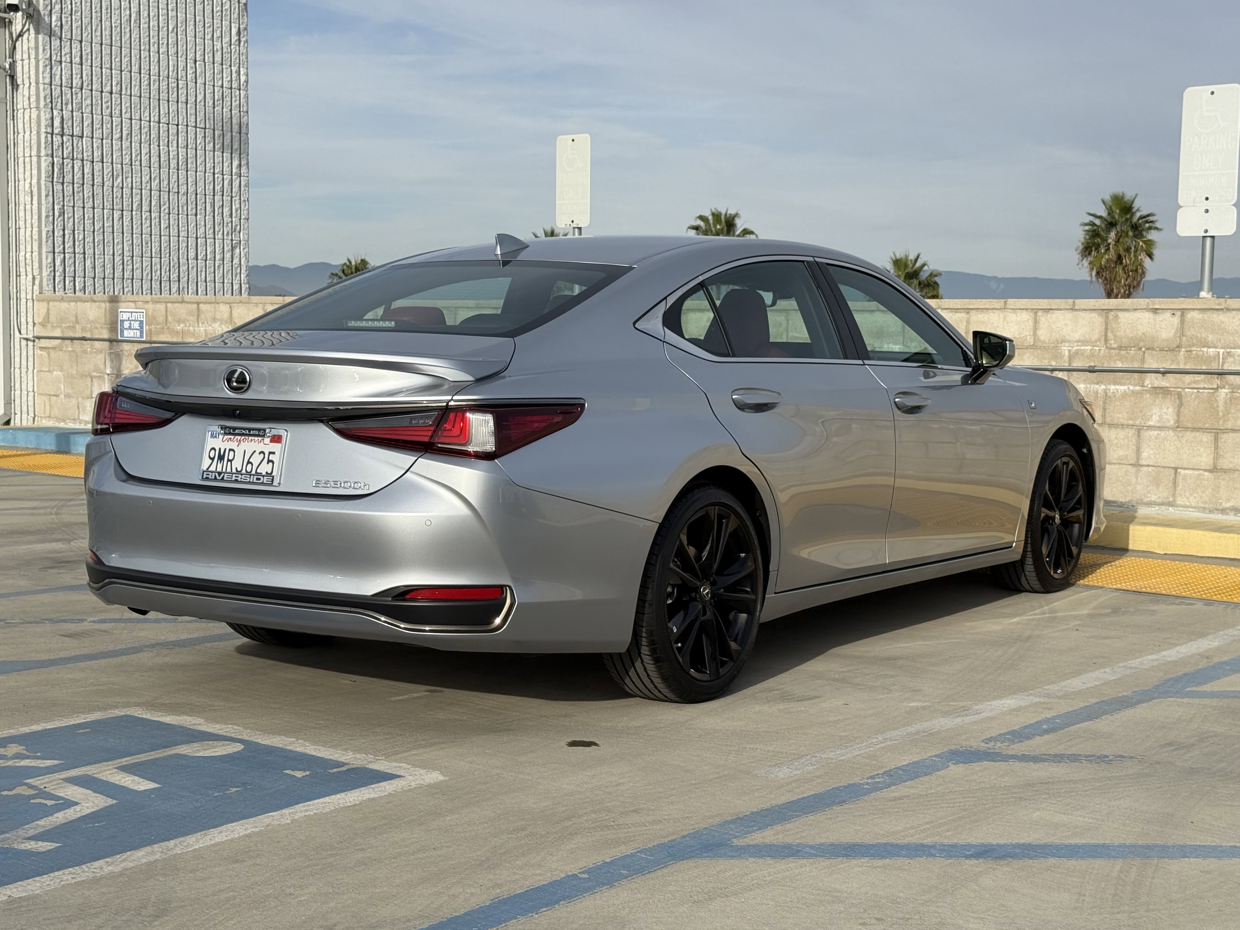 Certified 2024 Lexus ES 300h F Sport image 11