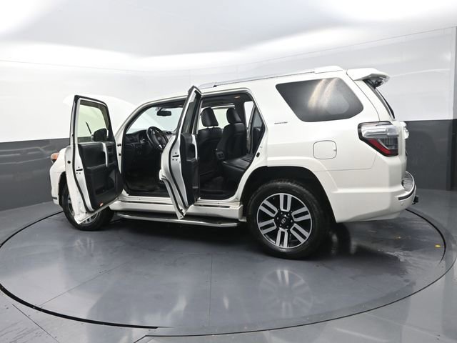 Used 2014 Toyota 4Runner Limited image 30