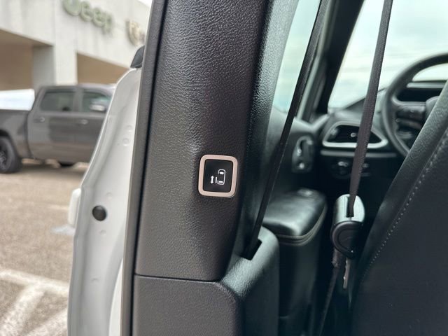 Used 2021 Chrysler Pacifica Touring-L w/ S Appearance Package FWD image 35