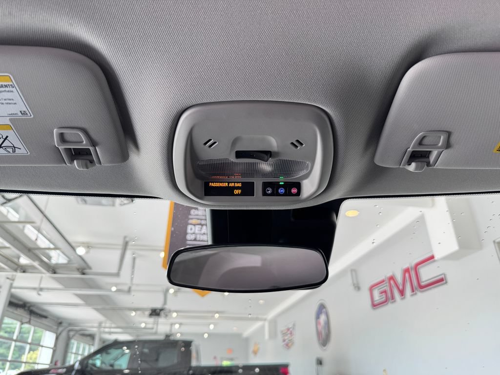 Certified 2024 Chevrolet Trax LT FWD image 24