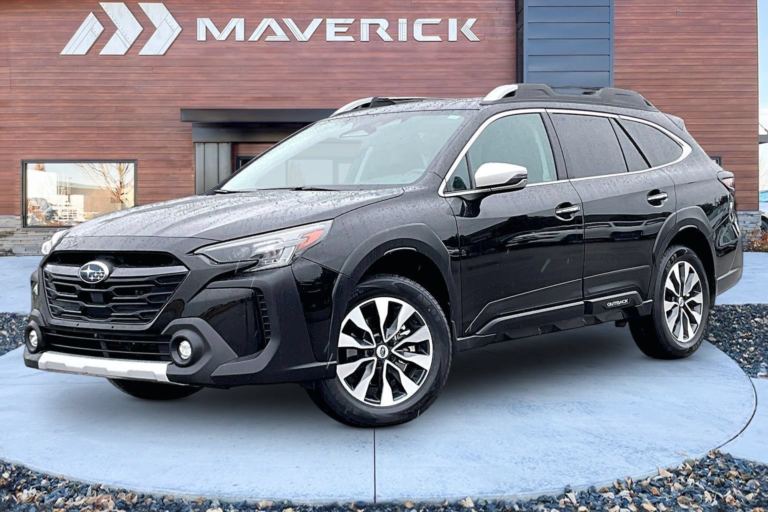 Used 2024 Subaru Outback Touring XT w/ Popular Package #2 AWD/4WD image 3