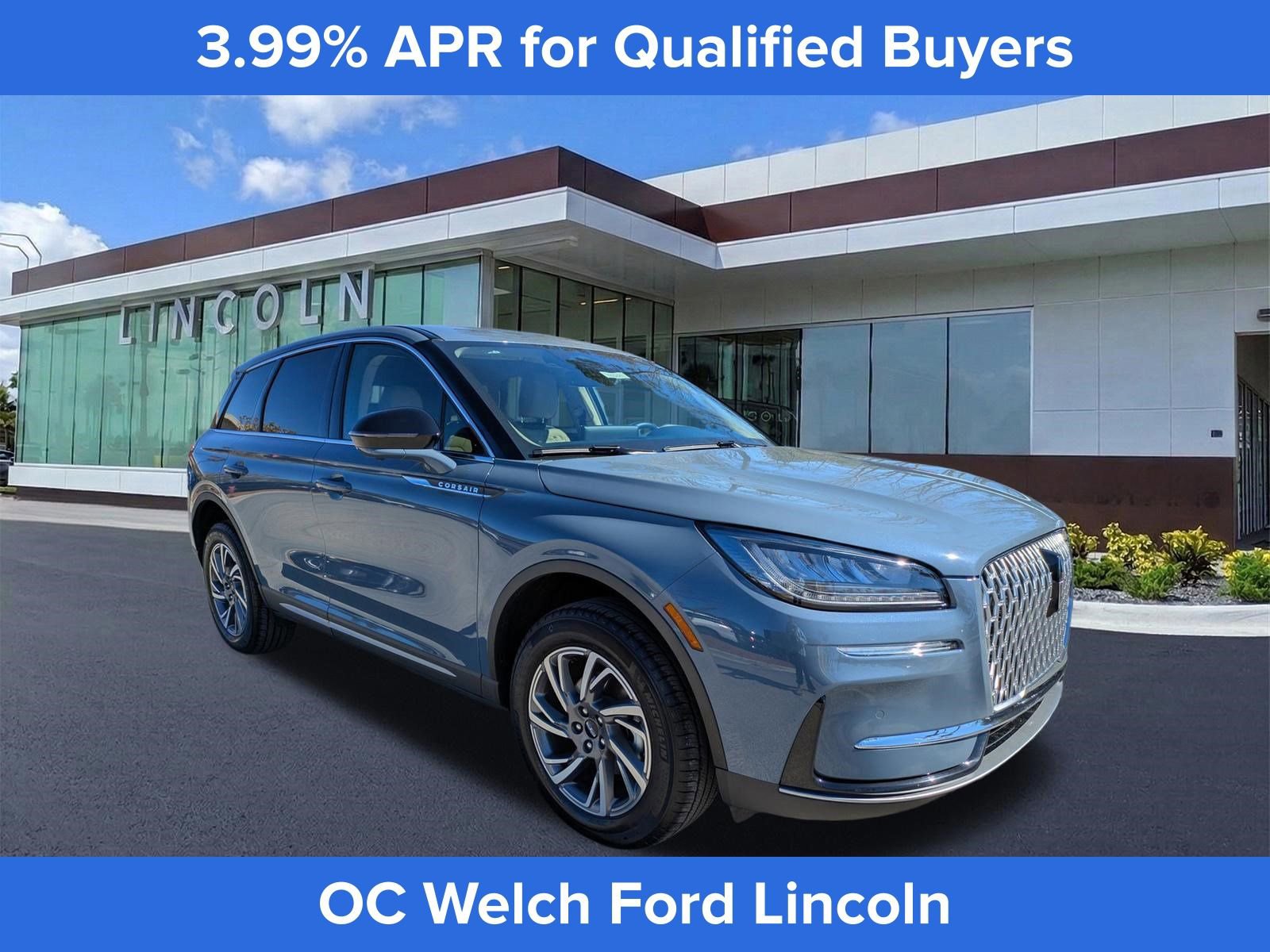 Used 2025 Lincoln Corsair FWD w/ Equipment Group 101A image 3