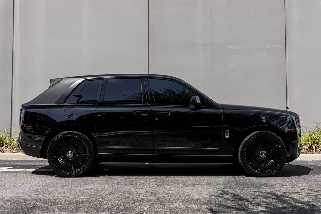Used 2020 Rolls-Royce Cullinan AWD/4WD image 6