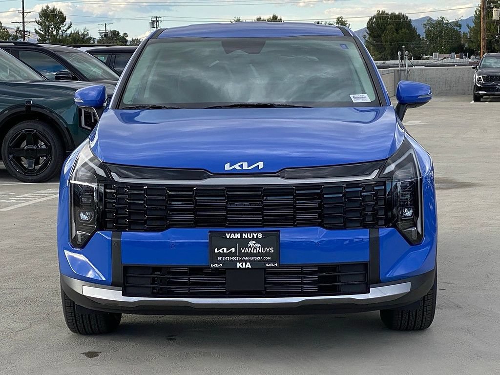 New 2026 Kia Sportage EX FWD image 9
