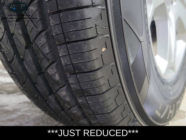 Used 2019 Jeep Wrangler Sport AWD/4WD image 11