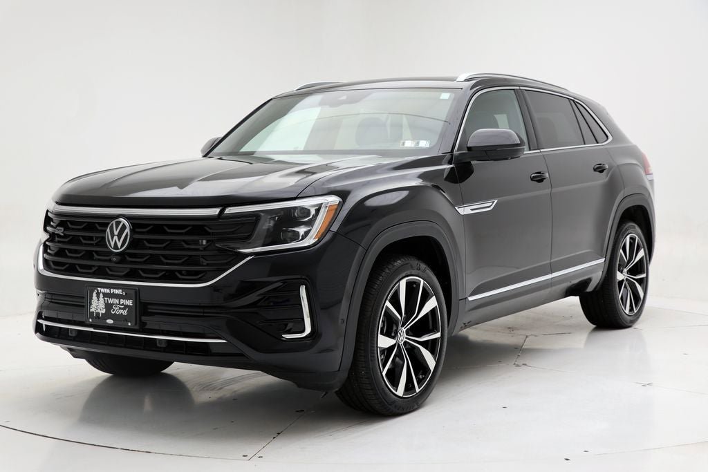 Used 2024 Volkswagen Atlas Cross Sport SEL Premium R-Line video 2