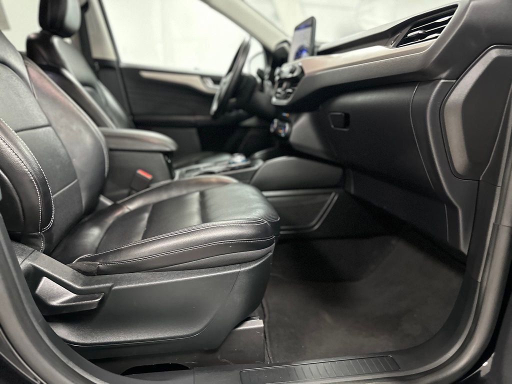 Certified 2022 Ford Escape SEL image 21