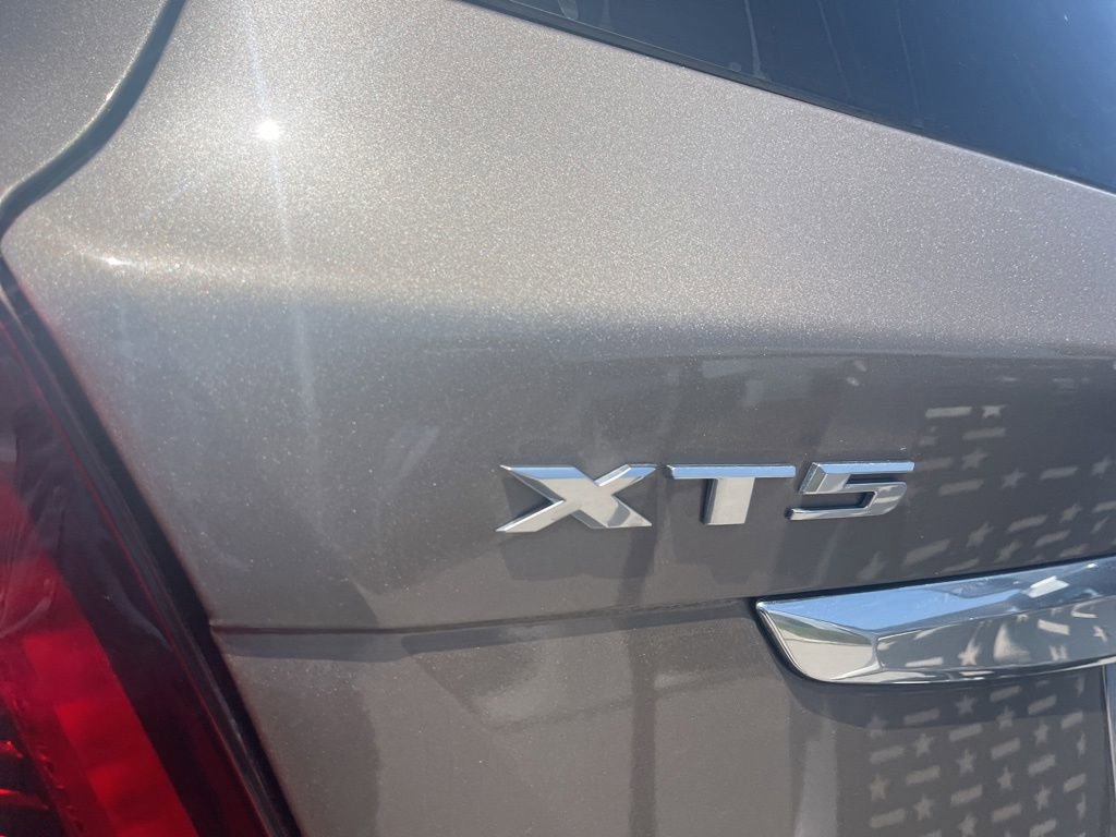 Used 2023 Cadillac XT5 Premium Luxury FWD image 11