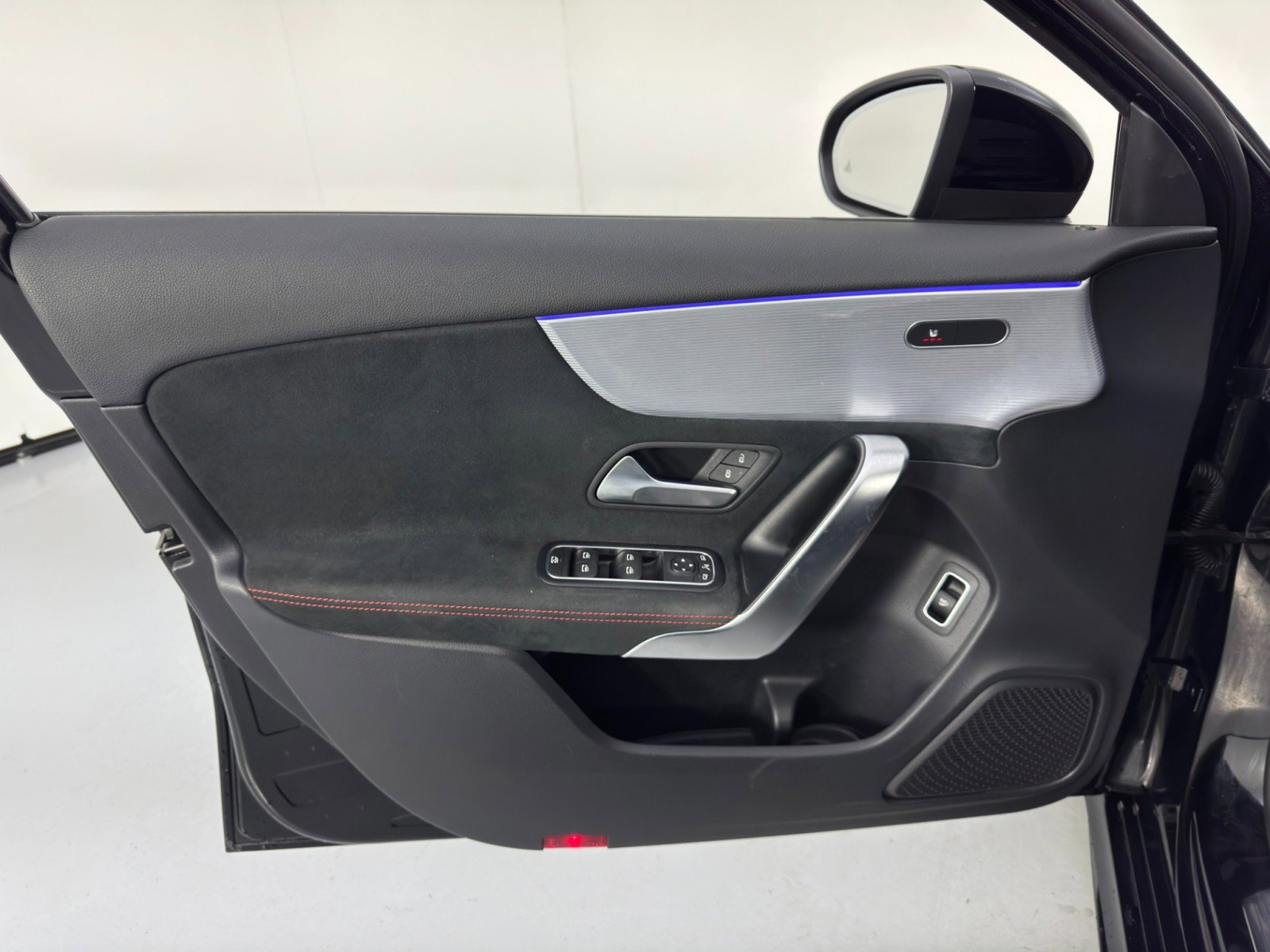Used 2022 Mercedes-Benz A 220 image 42