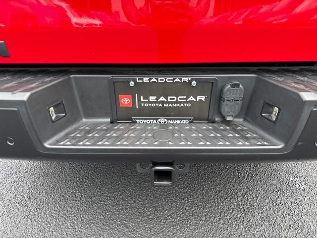 Used 2023 Nissan Titan PRO-4X w/ Pro-4x Convenience Package AWD/4WD image 12