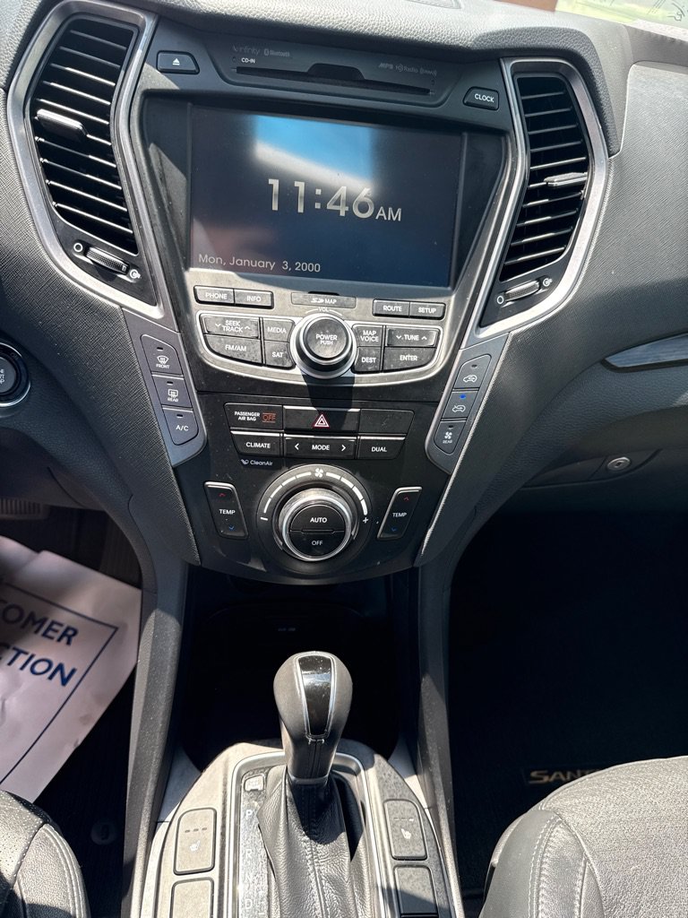 Used 2013 Hyundai Santa Fe Limited w/ Technology Pkg FWD image 17