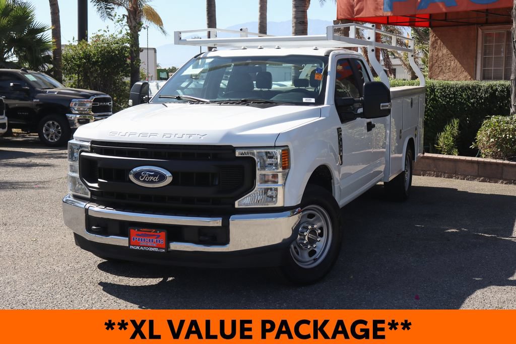 Used 2022 Ford F350 XL w/ Power Equipment Group RWD image 4