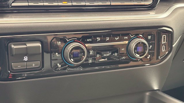 New 2026 Chevrolet Silverado 3500 High Country w/ Technology Package AWD/4WD image 42