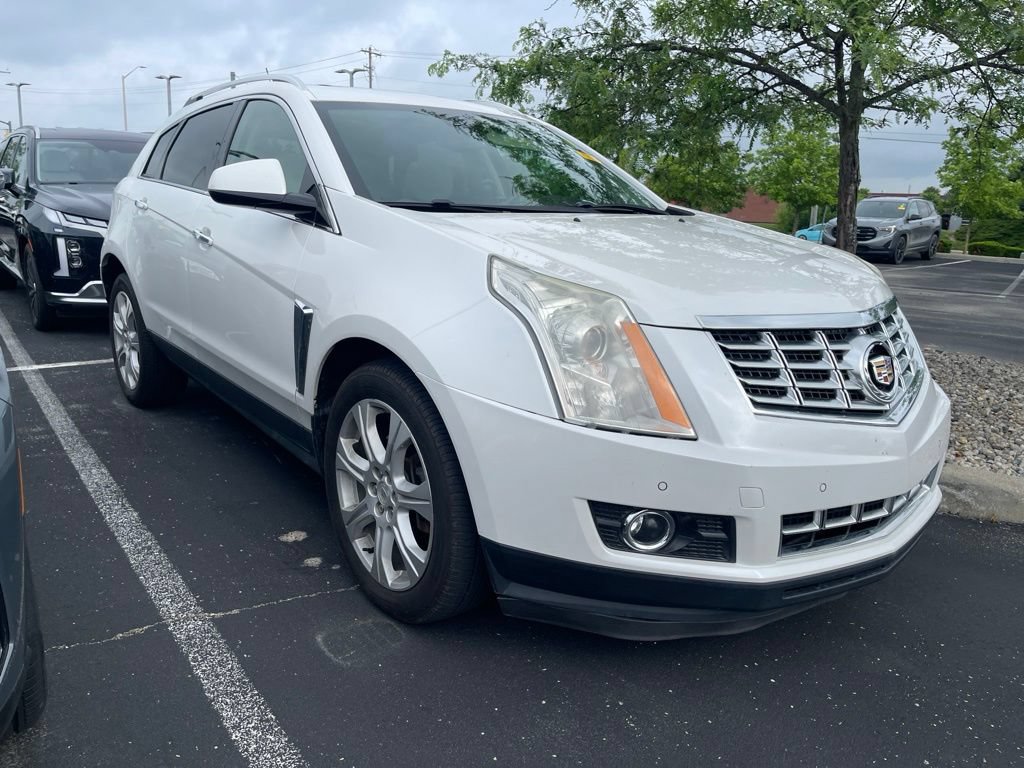 Used 2015 Cadillac SRX Luxury w/ Driver Awareness Package AWD/4WD image 3