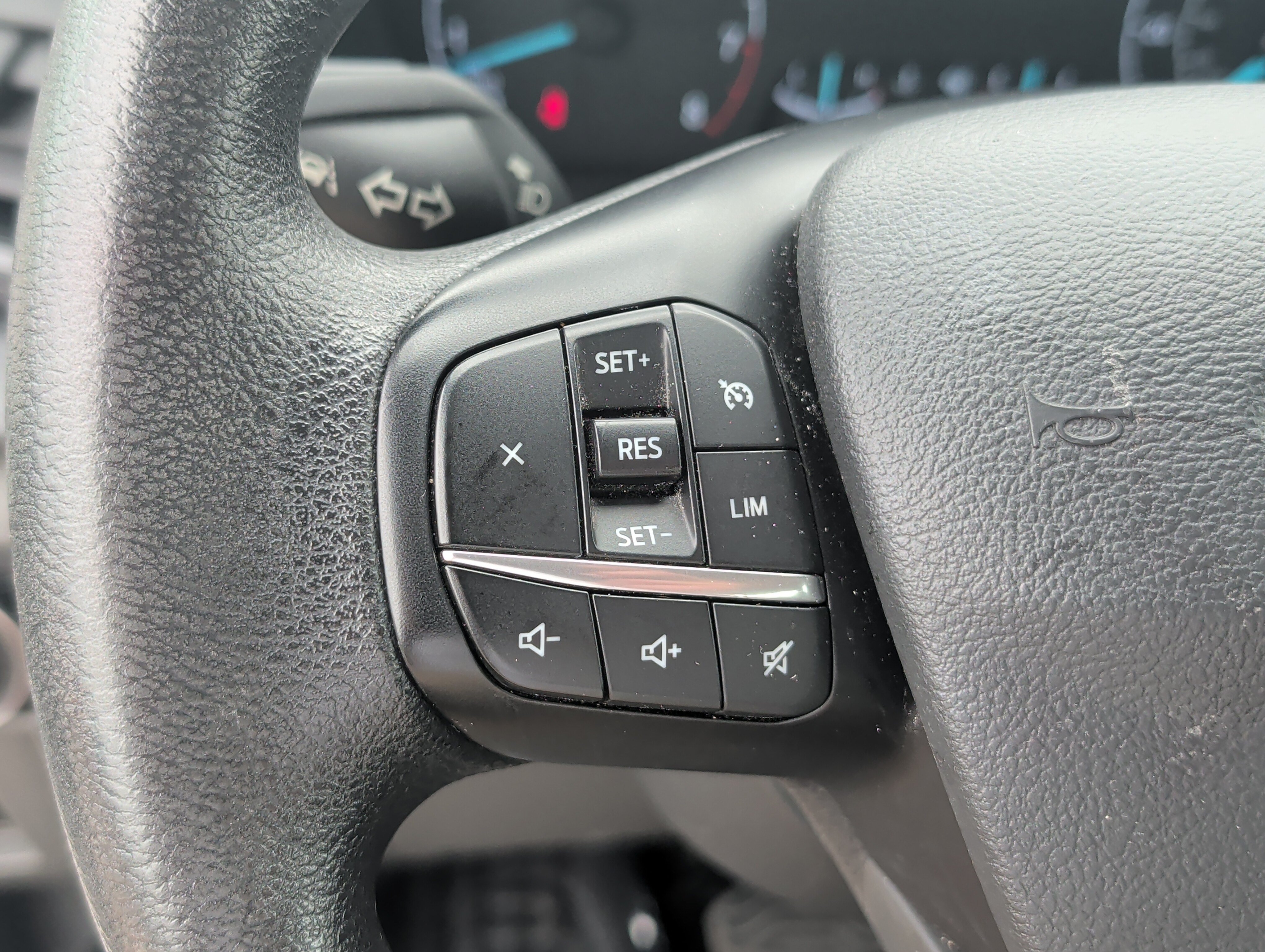 Certified 2024 Ford Transit 350 XLT RWD image 28