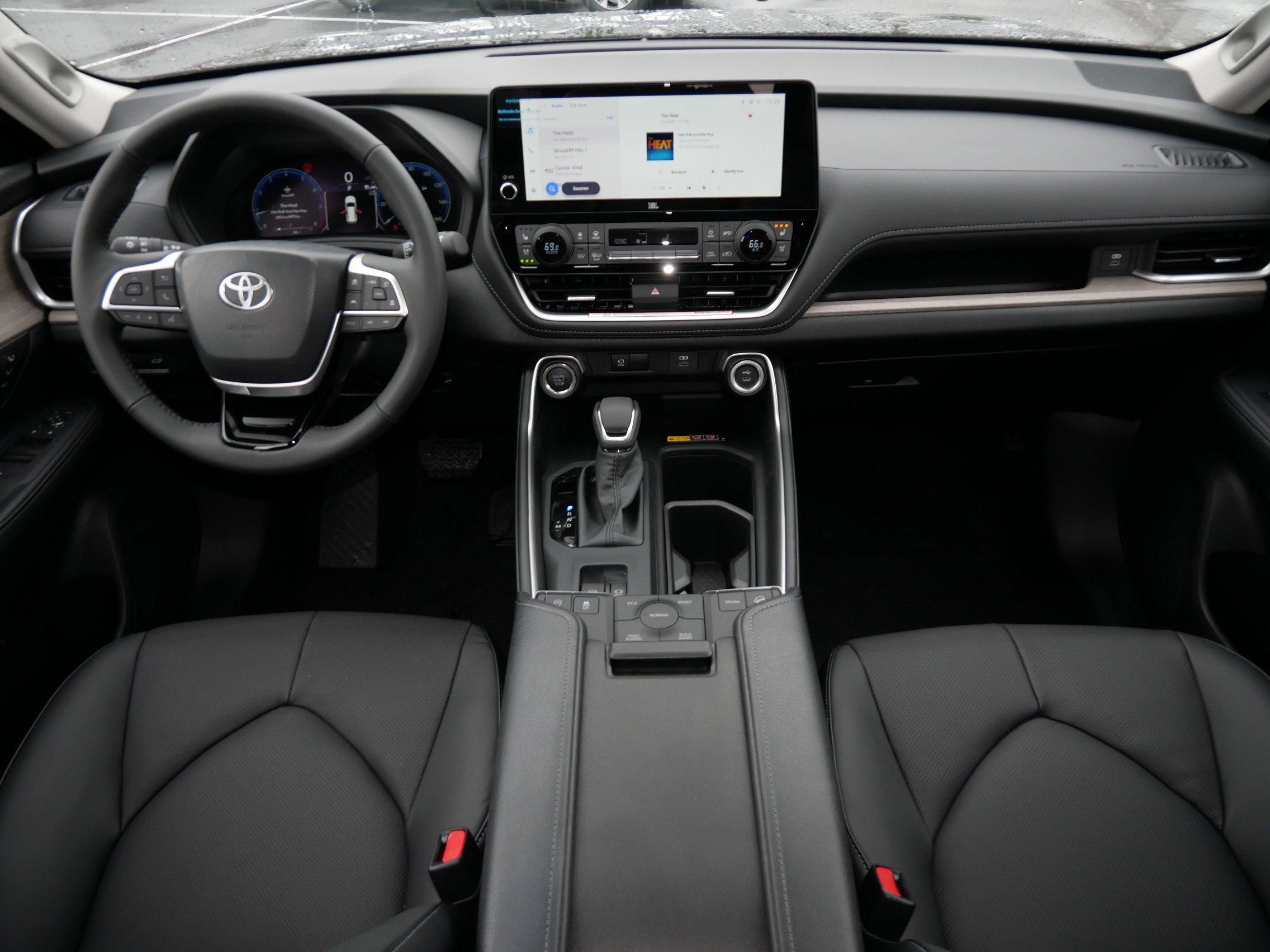 Certified 2026 Toyota Grand Highlander AWD image 10