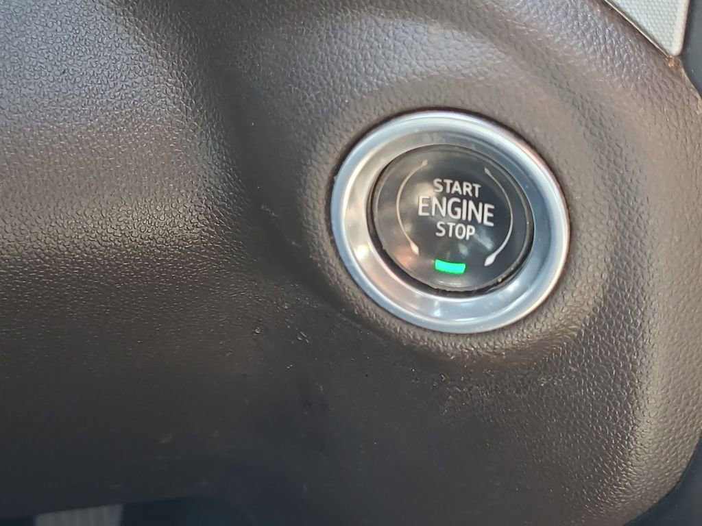 Certified 2022 GMC Sierra 2500 SLT w/ SLT Convenience Package image 17