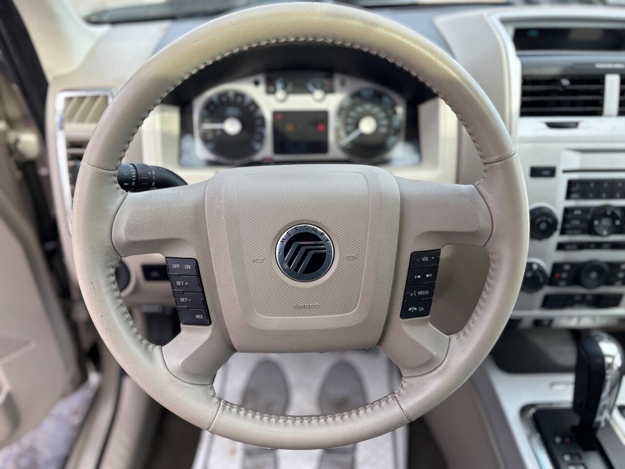 Used 2010 Mercury Mariner 4WD image 13