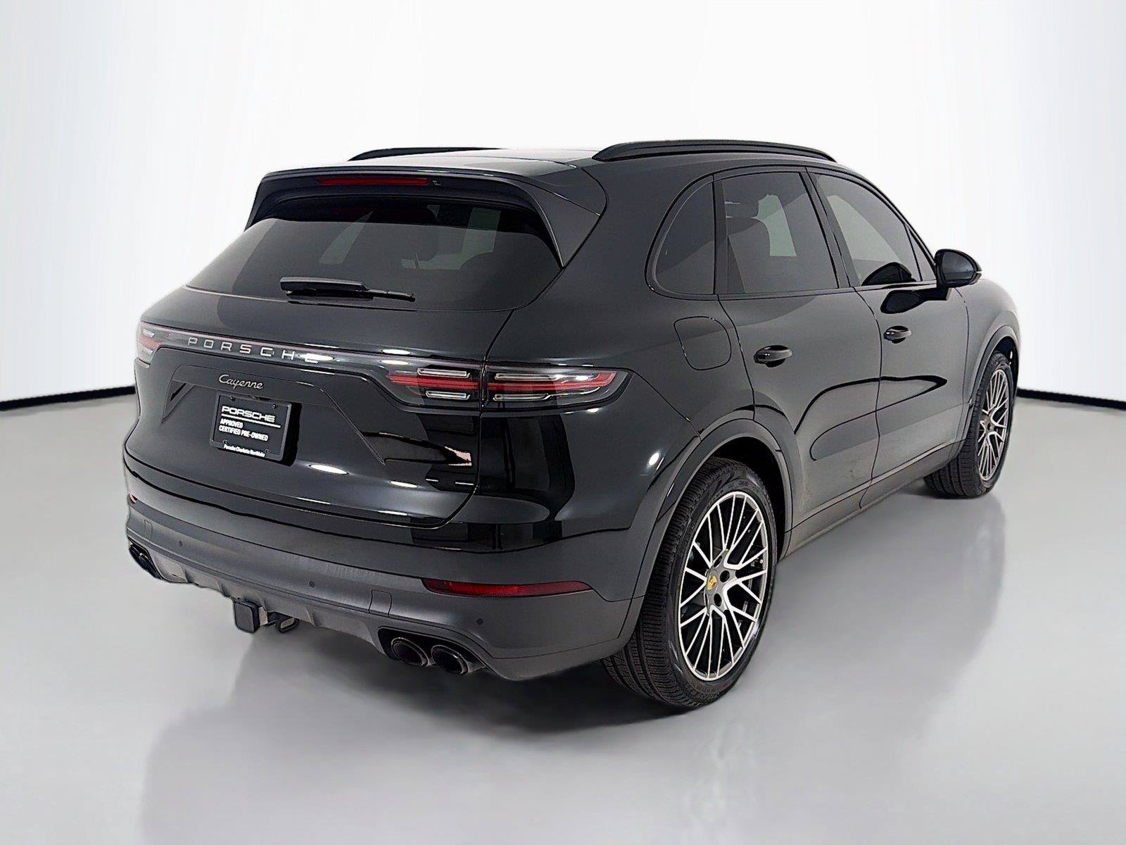Certified 2023 Porsche Cayenne Platinum Edition AWD/4WD image 28