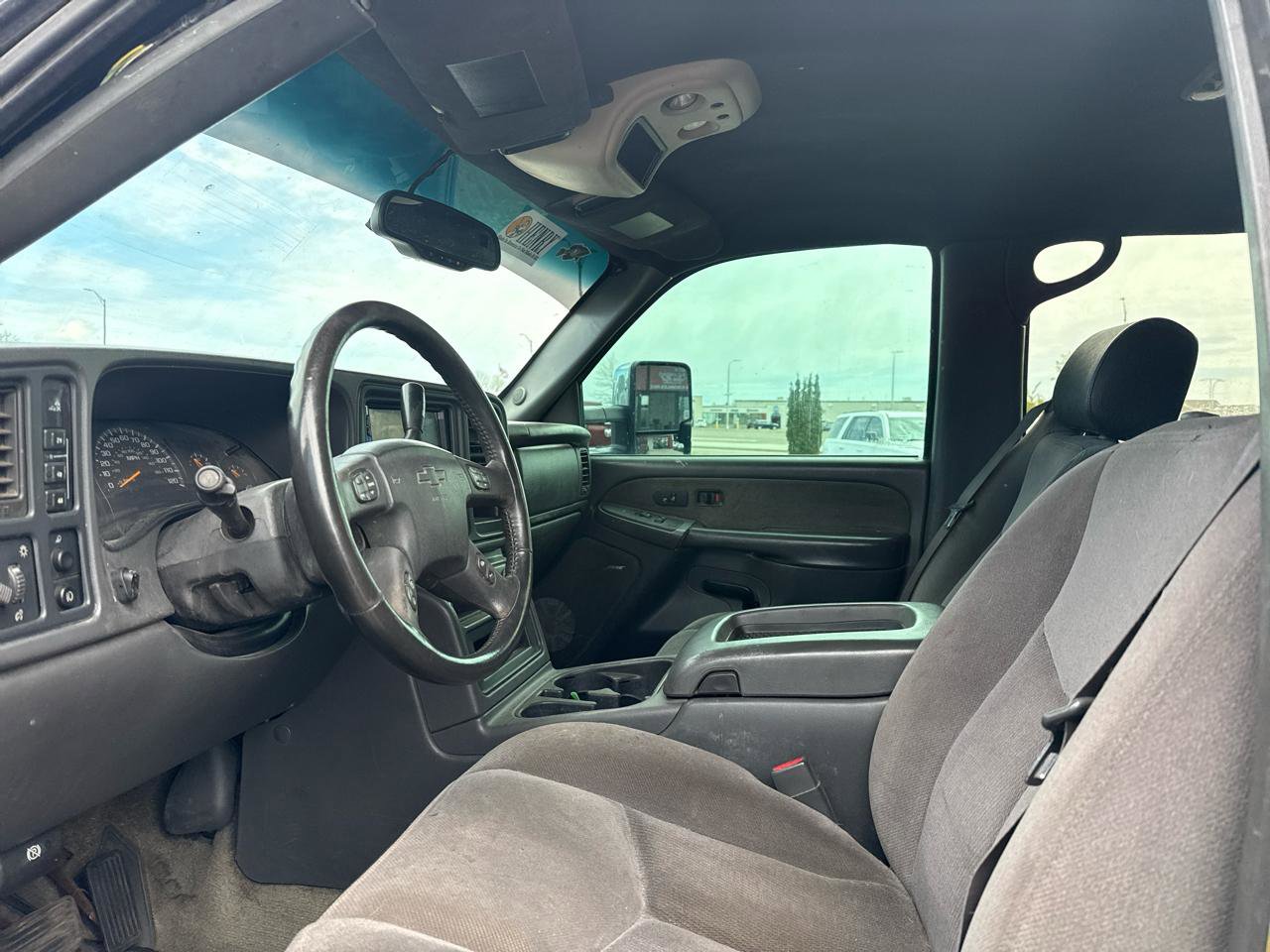 Used 2003 Chevrolet Silverado 2500 LT AWD/4WD image 8