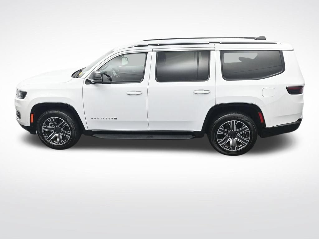 Used 2024 Jeep Wagoneer Series II w/ Flexible Seating Group RWD image 29
