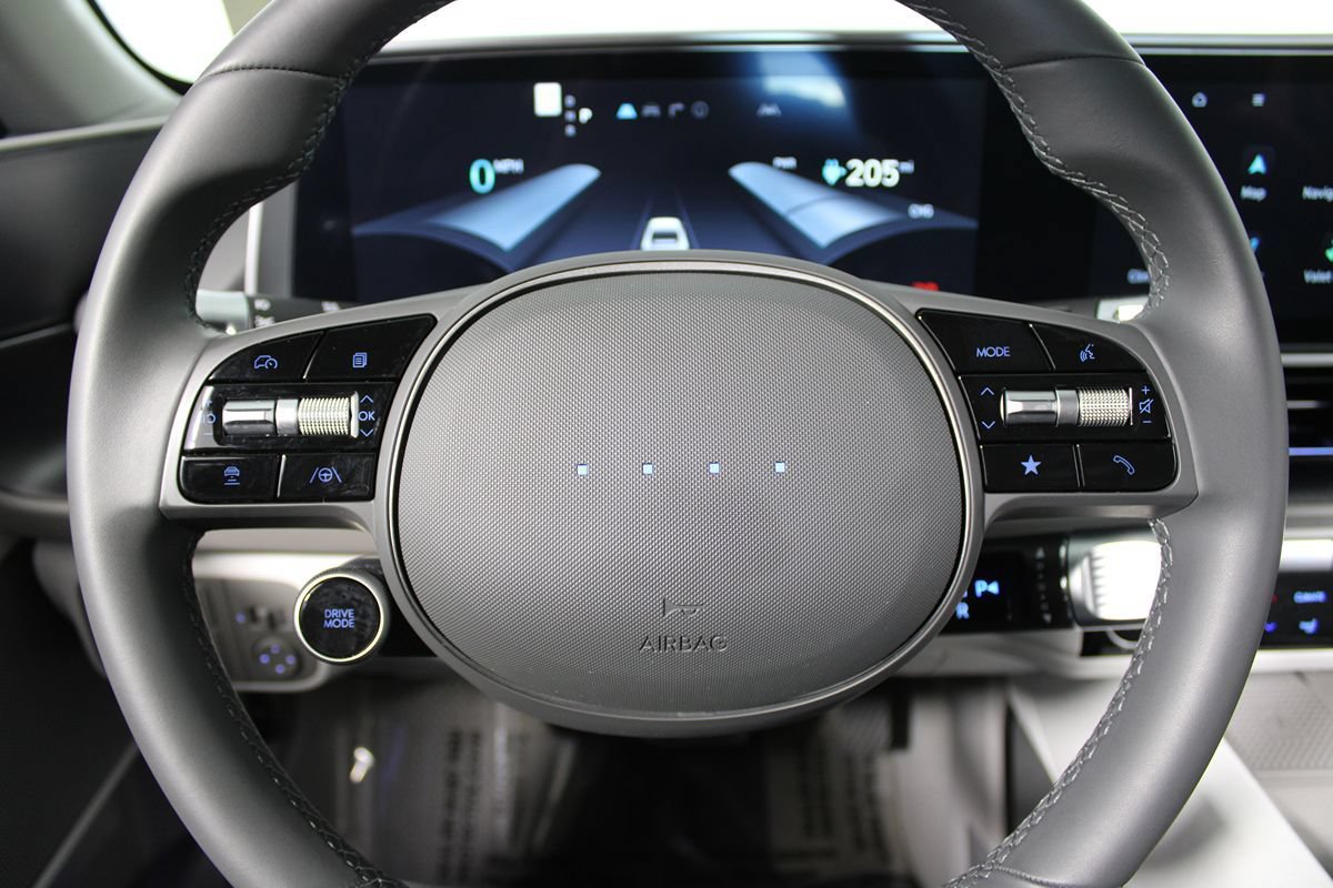 Used 2023 Hyundai Ioniq 6 SEL RWD image 12