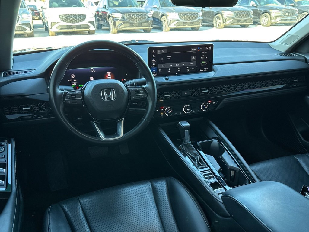 Used 2024 Honda Accord Touring image 7