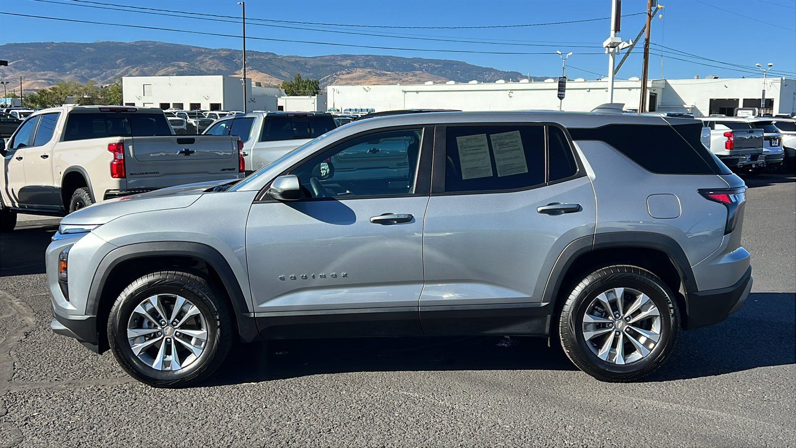 Certified 2025 Chevrolet Equinox LT AWD/4WD image 8