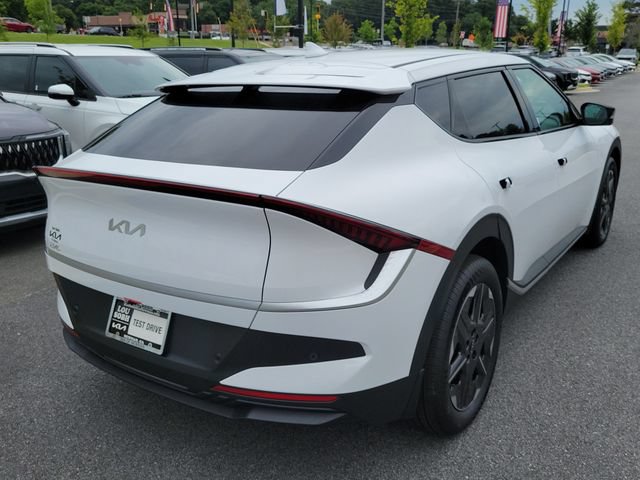 New 2026 Kia EV6 Light RWD image 4