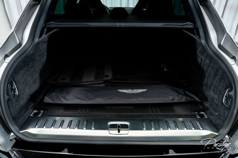 Used 2025 Aston Martin DBX 707 image 17