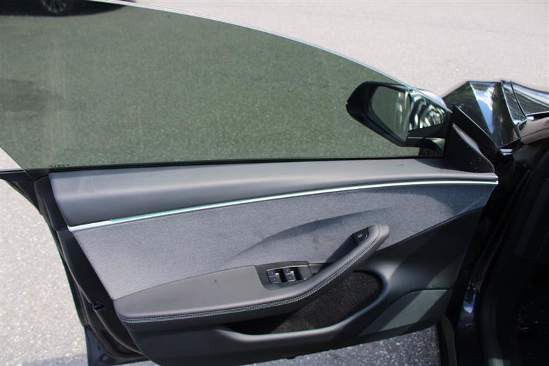 Used 2025 Tesla Model 3 Long Range RWD image 10