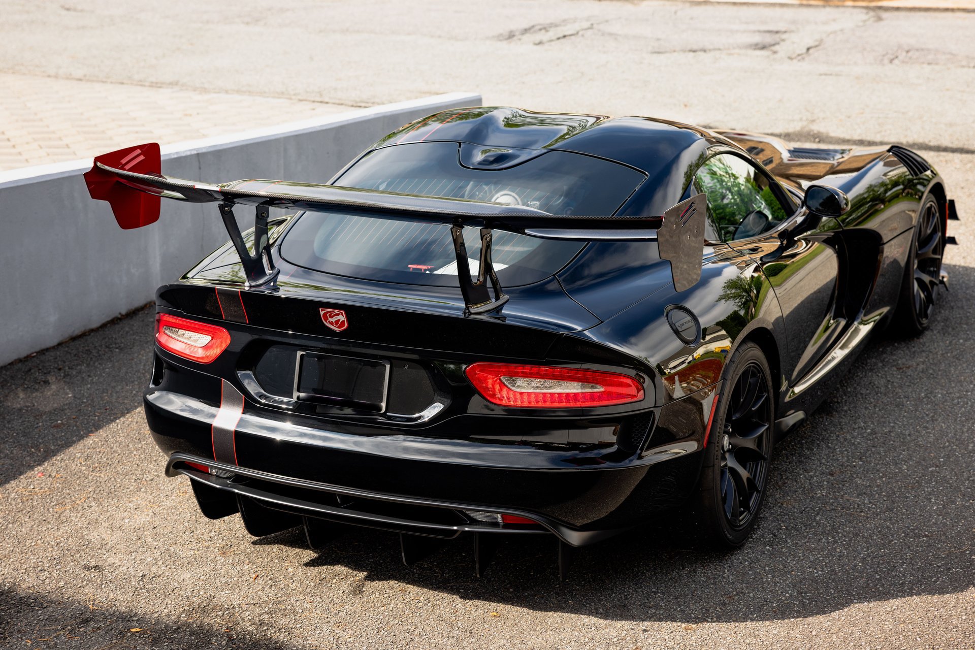 Used 2017 Dodge Viper GTC w/ ACR Package RWD image 32