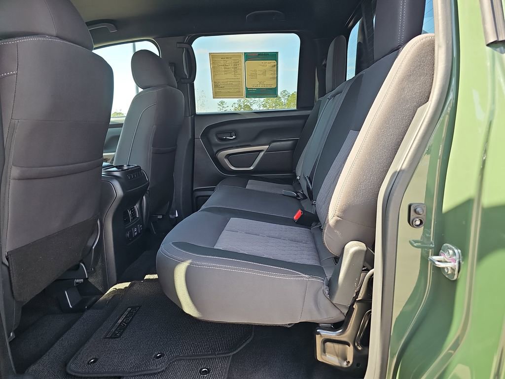Used 2024 Nissan Titan SV w/ SV Bronze Edition Package image 17
