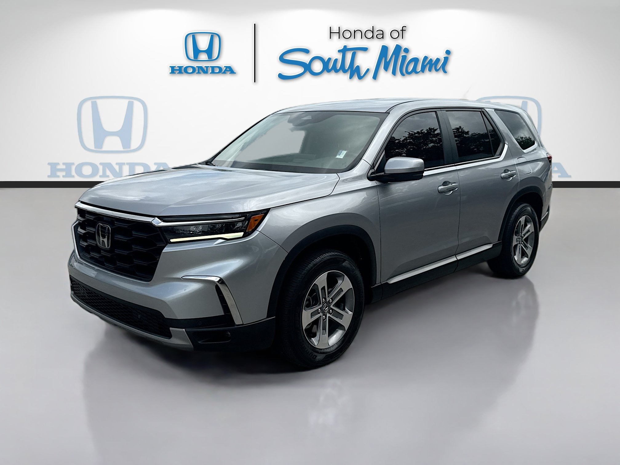 Certified 2024 Honda Pilot EX-L image 3