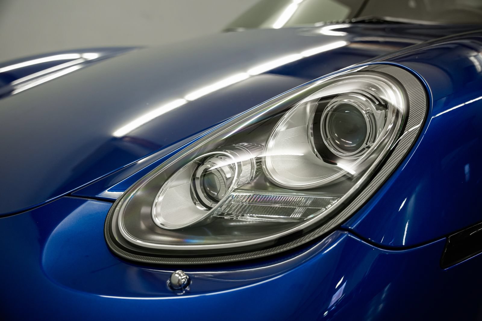 Used 2011 Porsche Boxster Spyder RWD image 32