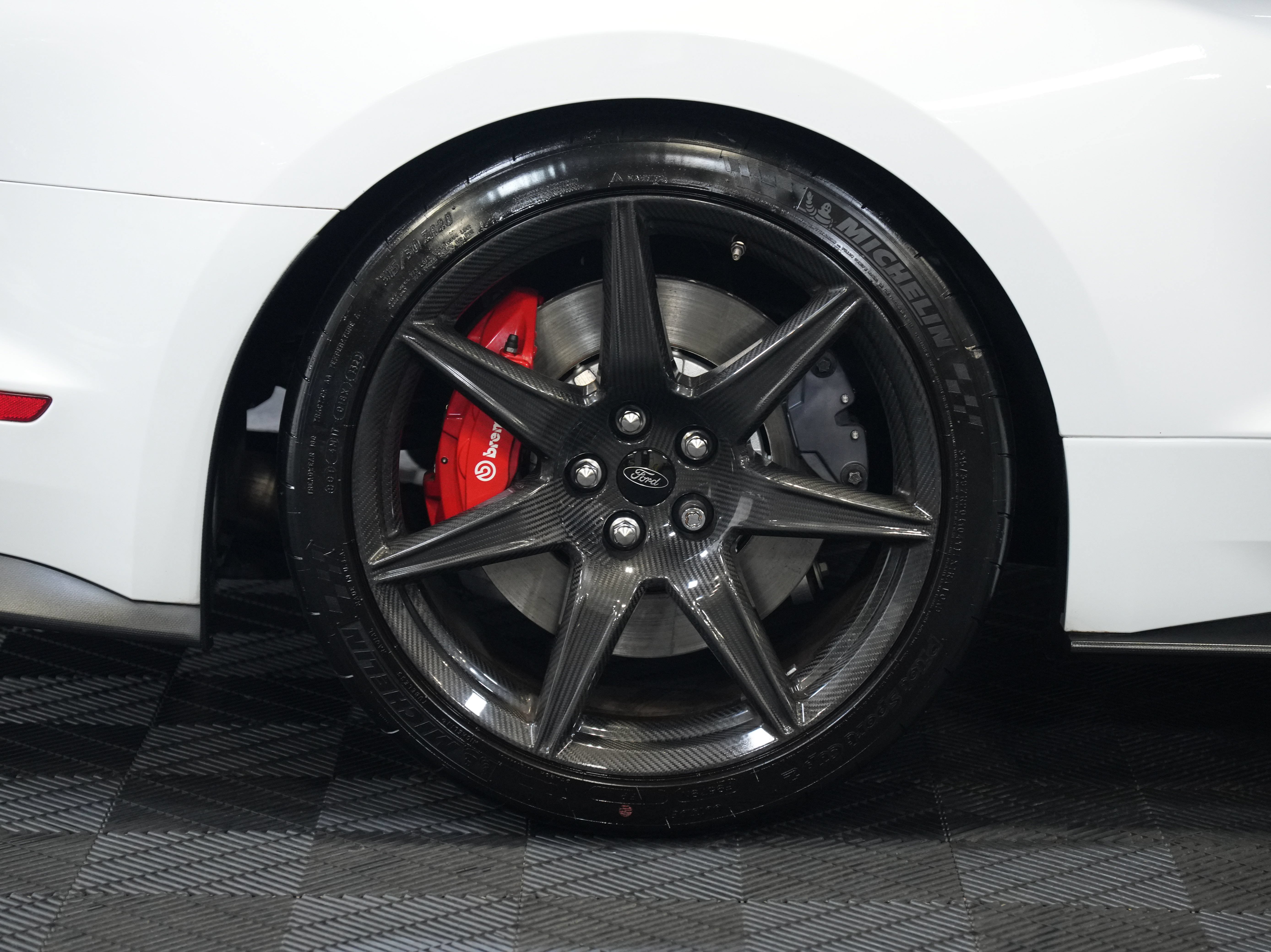 Used 2020 Ford Mustang Shelby GT500 w/ Carbon Fiber Track Pack RWD image 49