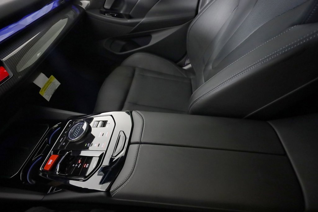 Used 2026 BMW M5 Touring image 39